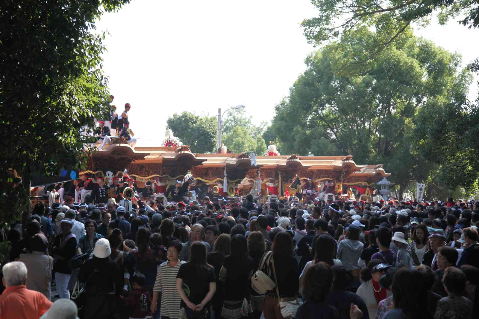 曽禰神社宮入り