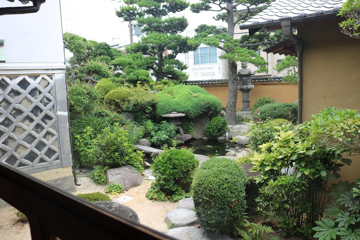 成子家住宅お庭