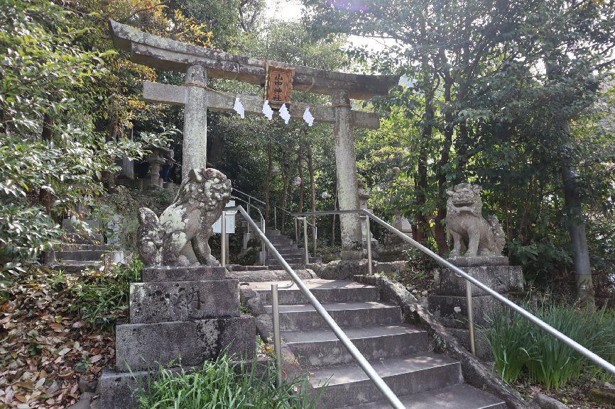 山中神社